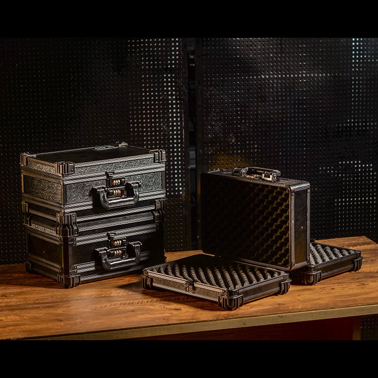 Heavy Duty Aluminum Gun Case detail 4